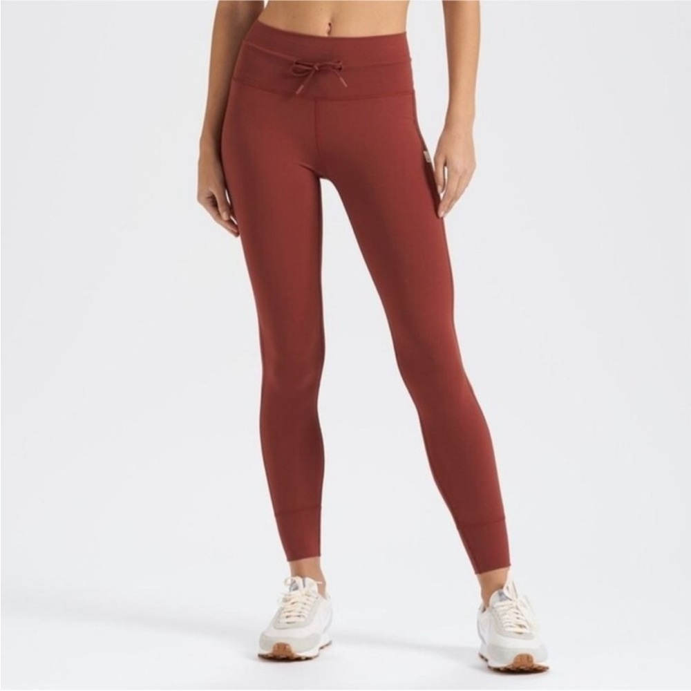 Vuori Daily Legging Brick Size XL